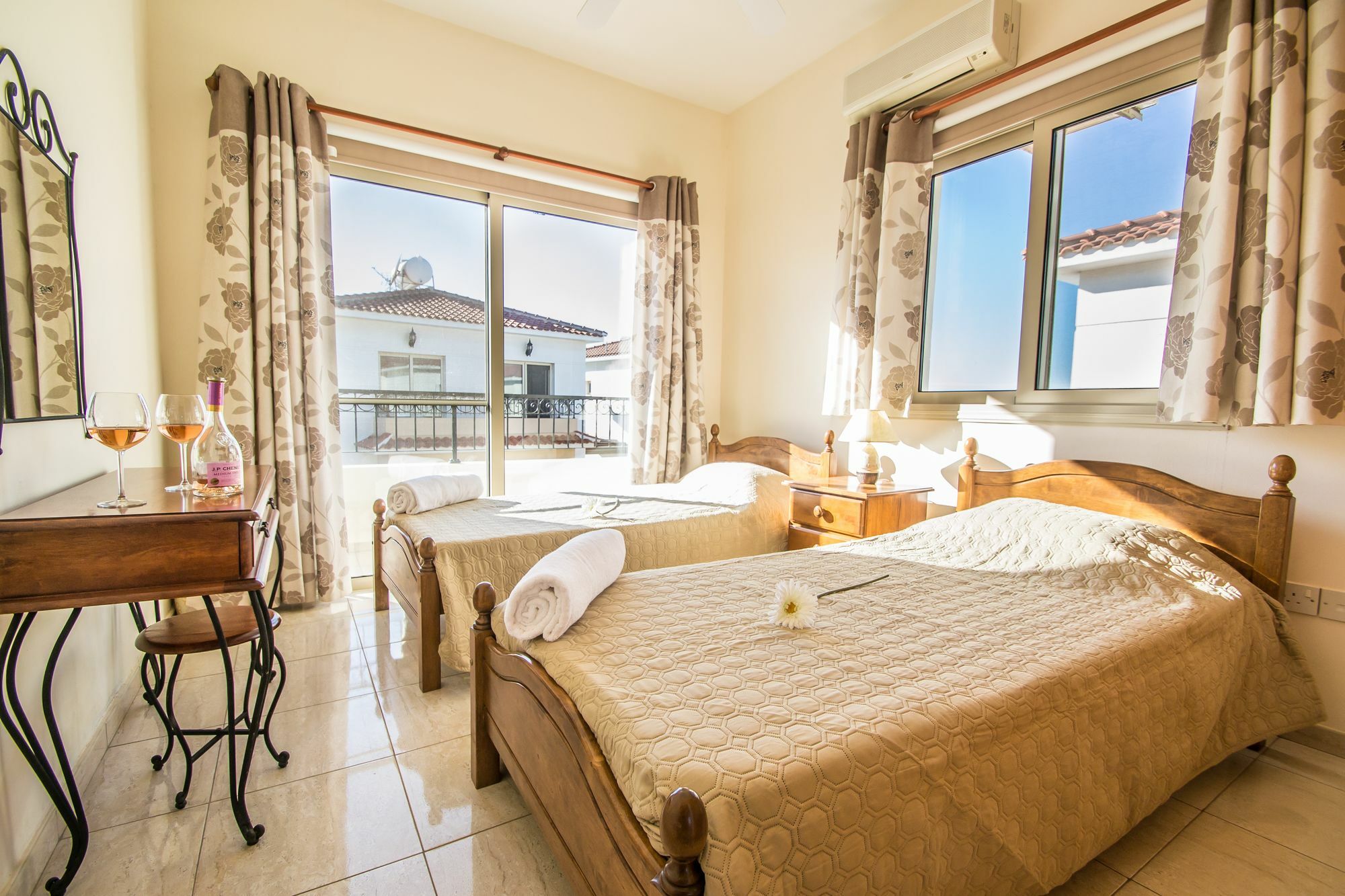 Kapparis Family Holidays Paralimni Exterior photo